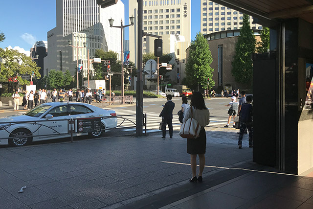 四ツ谷駅からの道順2